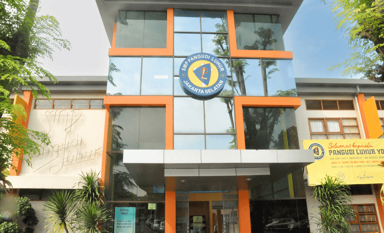 Pangudi Luhur Junior High School